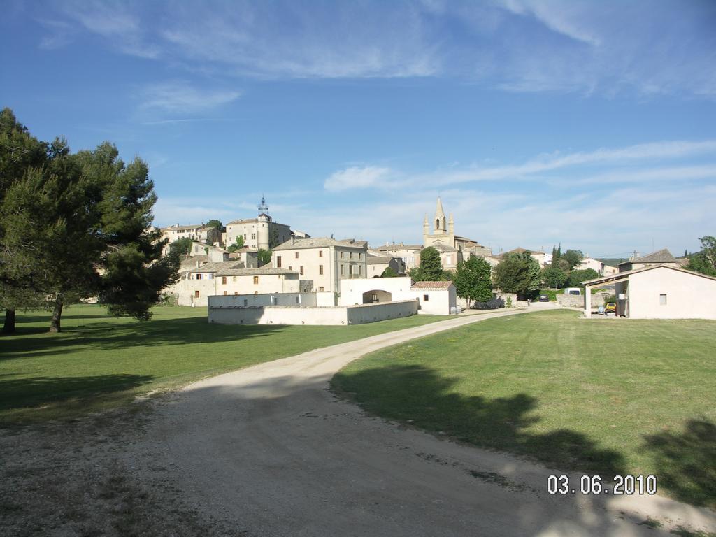 ホテル Domaine Saint Martin Valliguieres エクステリア 写真