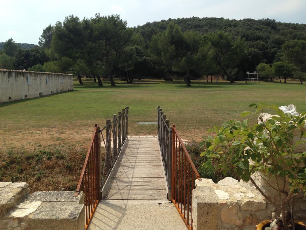 ホテル Domaine Saint Martin Valliguieres エクステリア 写真
